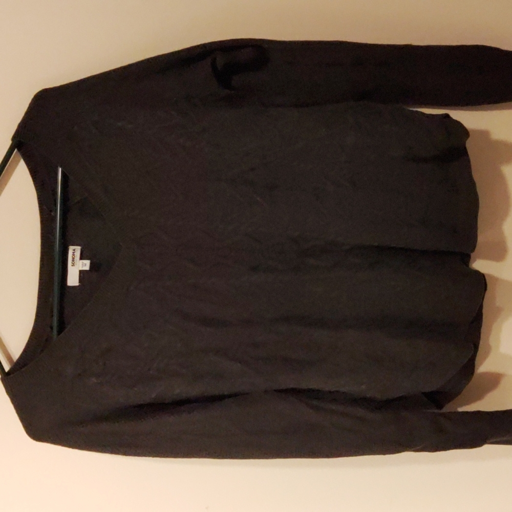 Gray sweater, v neck